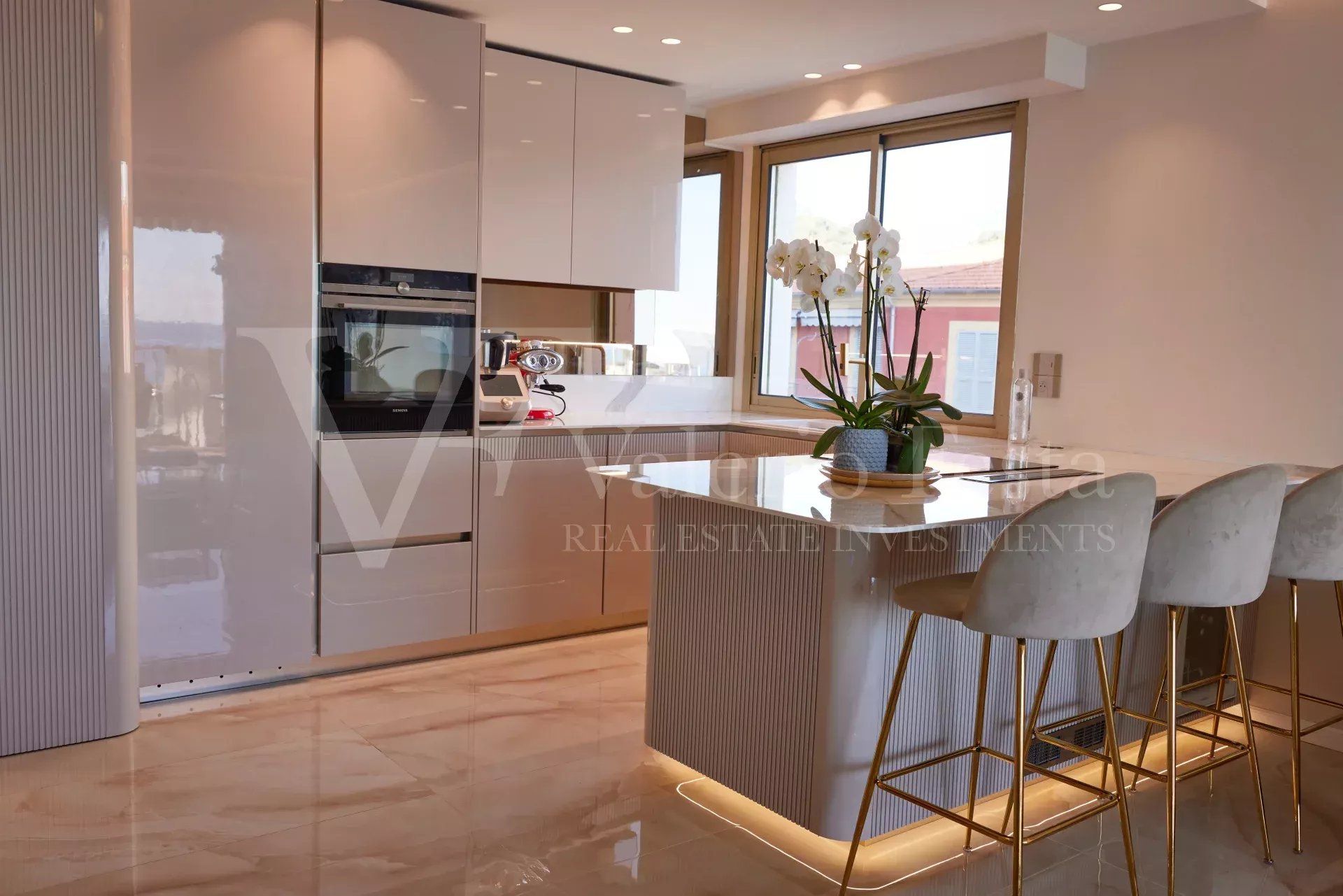 Sale Apartment 3&nbsp;rooms 89.2&nbsp;m² Roquebrune-Cap-Martin