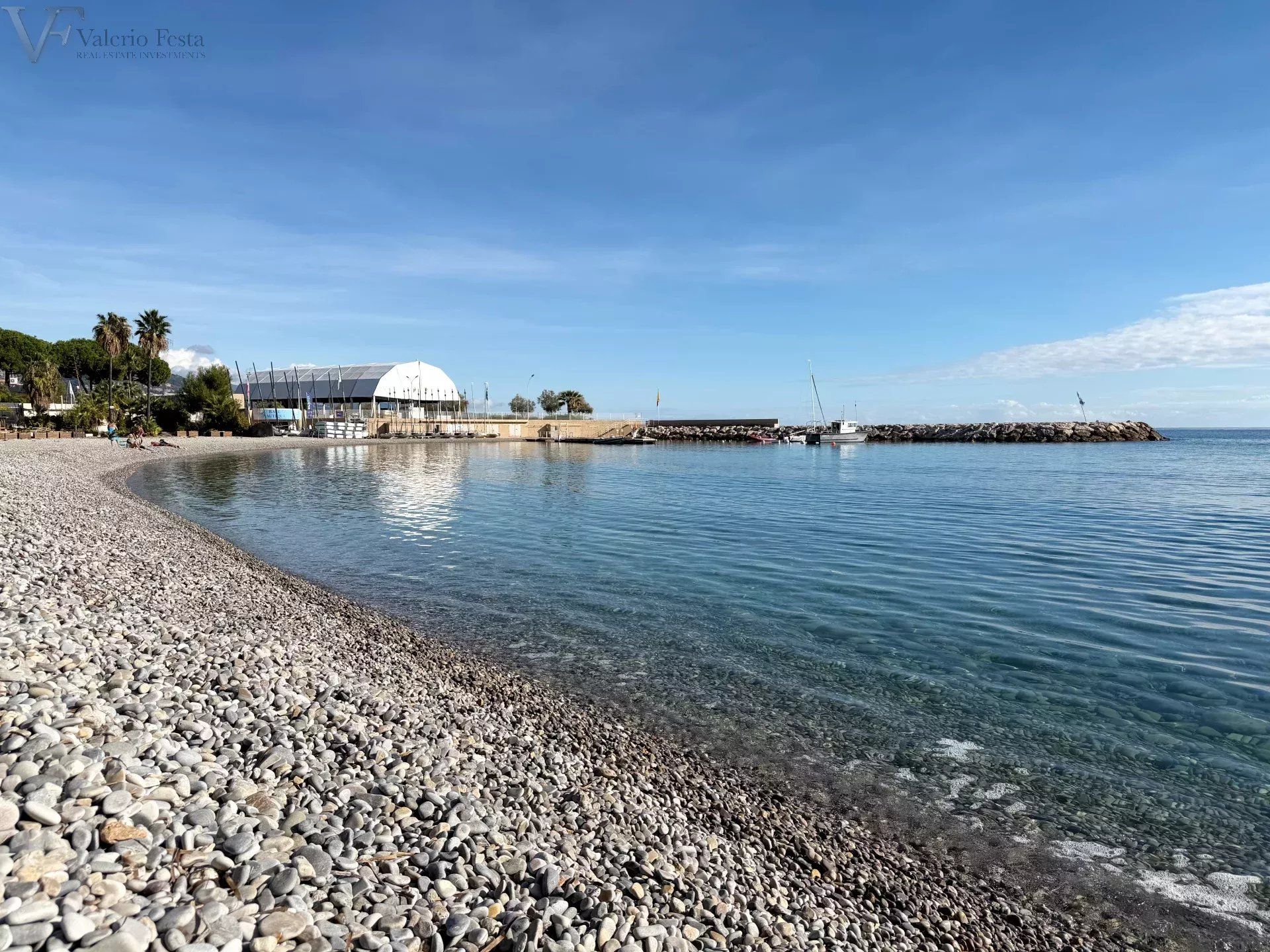 Vendita Appartamento 3 vani 89.2 m² Roquebrune-Cap-Martin