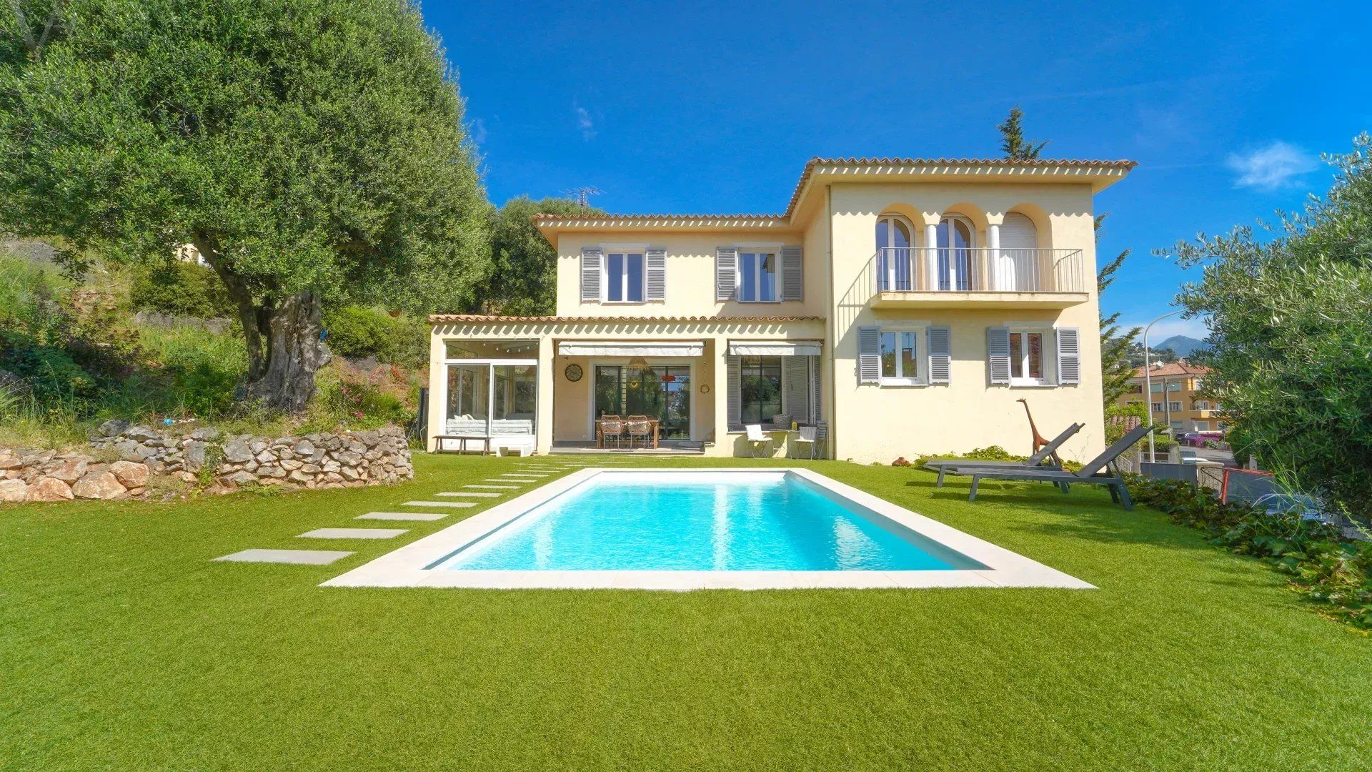 Vendita Villa 5 vani 160 m² Roquebrune-Cap-Martin