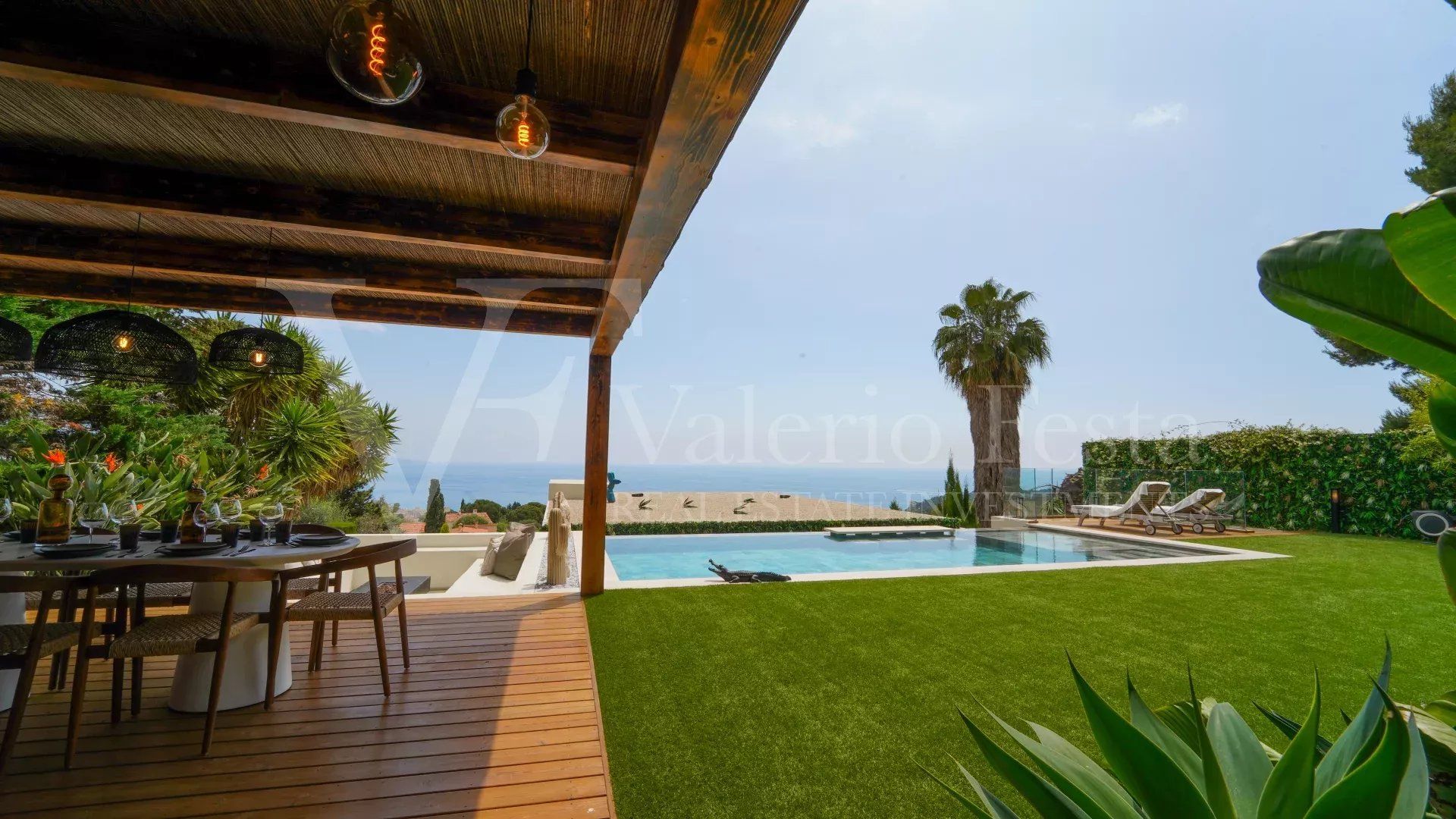 Vente Villa 5&nbsp;pièces 288&nbsp;m² Roquebrune-Cap-Martin