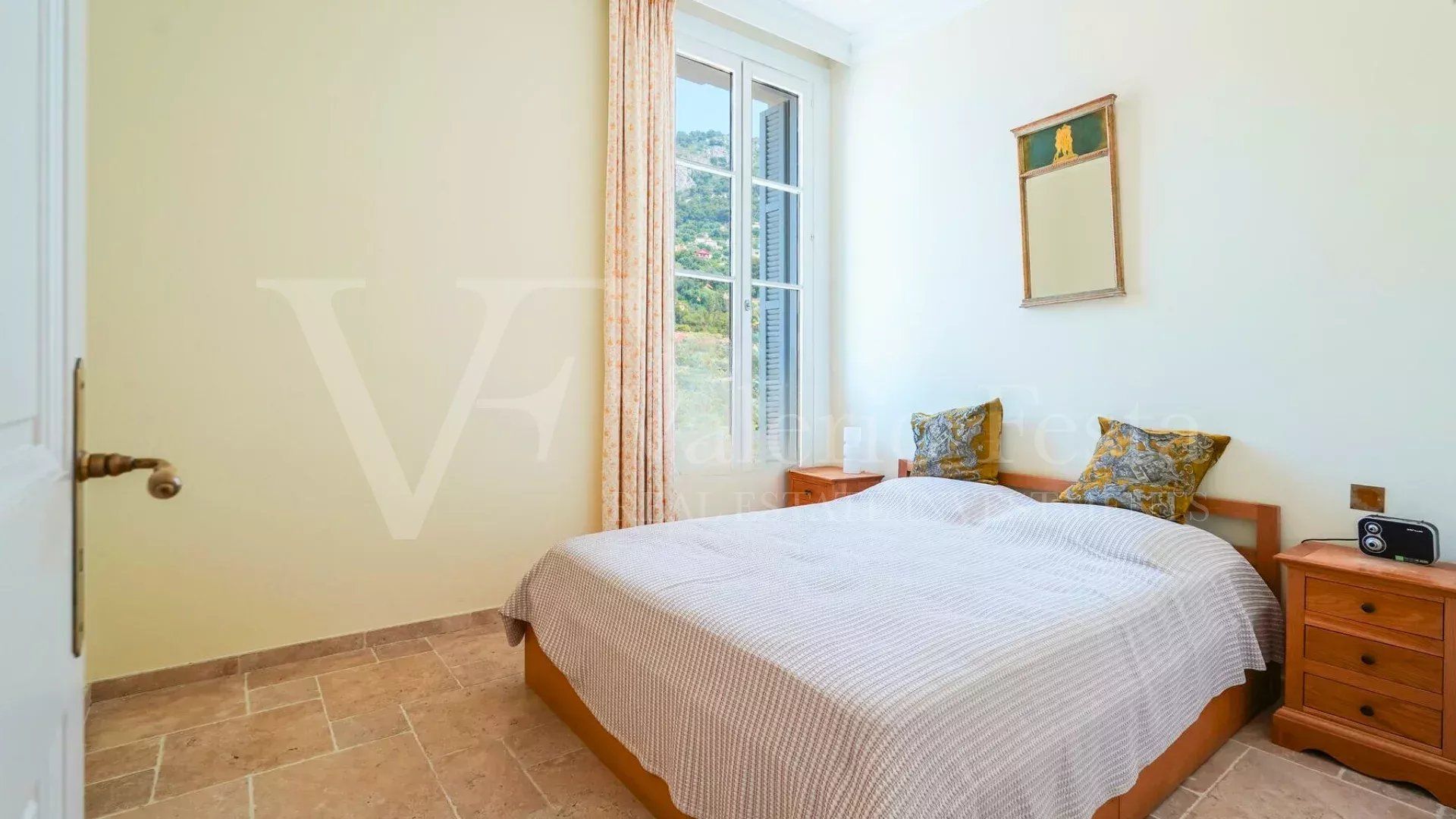 Sale Apartment 4&nbsp;rooms 105.64&nbsp;m² Beaulieu-sur-Mer