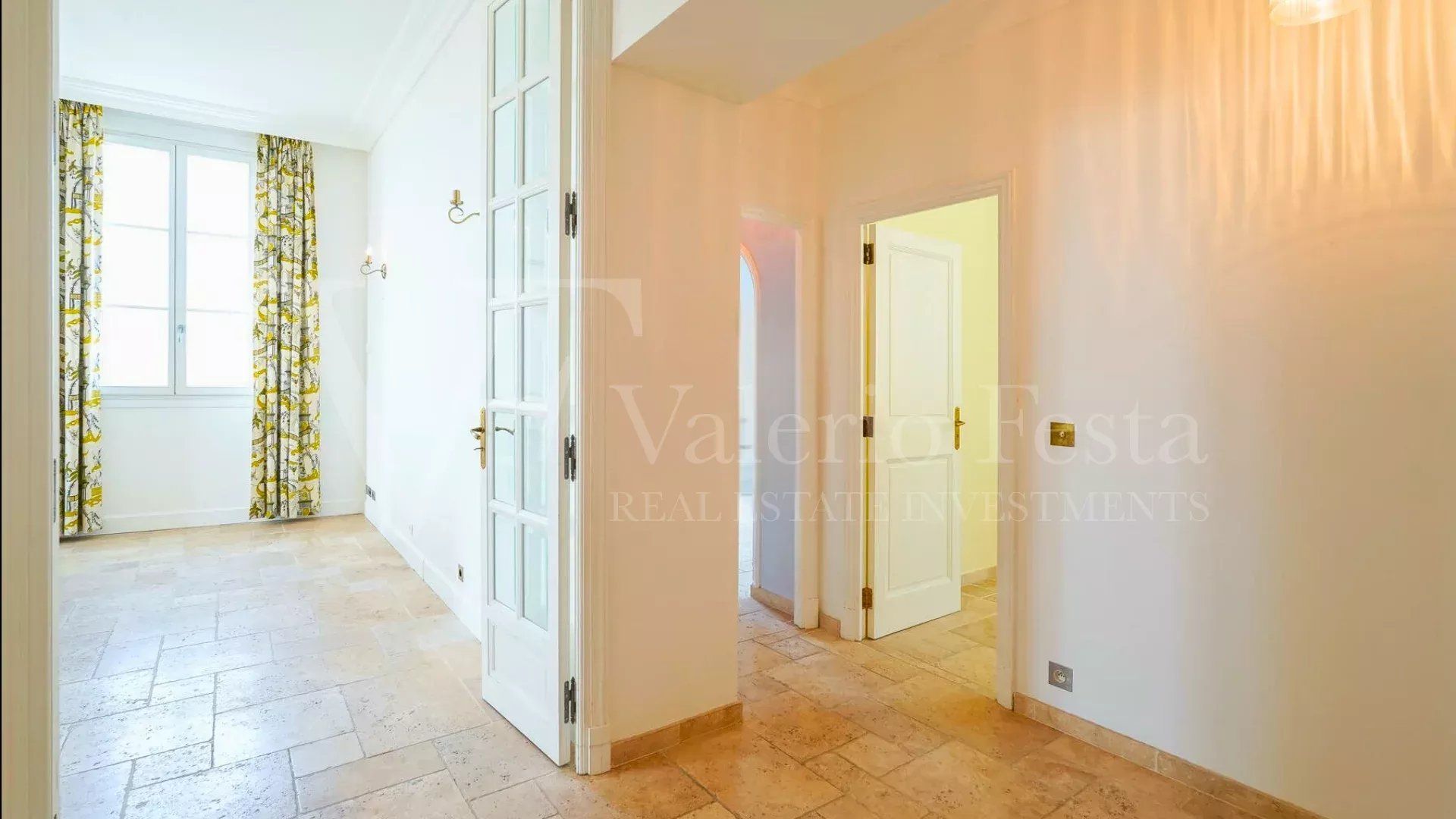 Sale Apartment 4&nbsp;rooms 105.64&nbsp;m² Beaulieu-sur-Mer