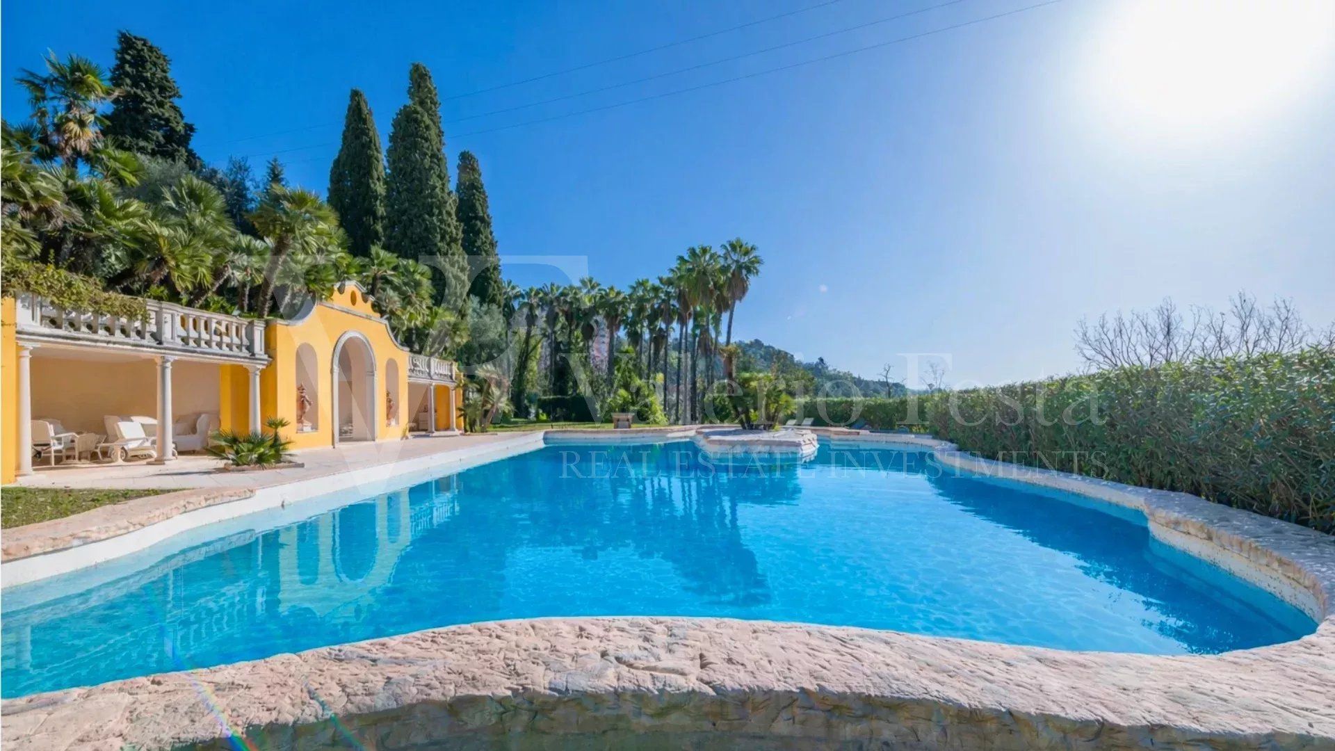 Vente Villa 856.7&nbsp;m² Gorbio