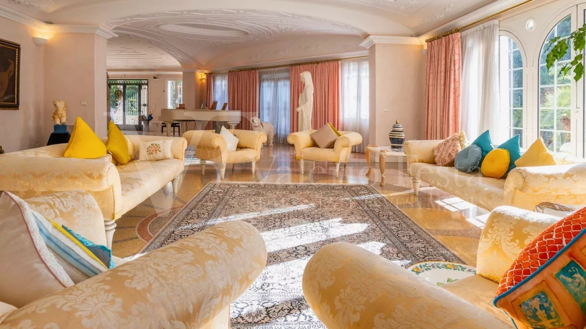 Vente Villa 856.7&nbsp;m² Gorbio