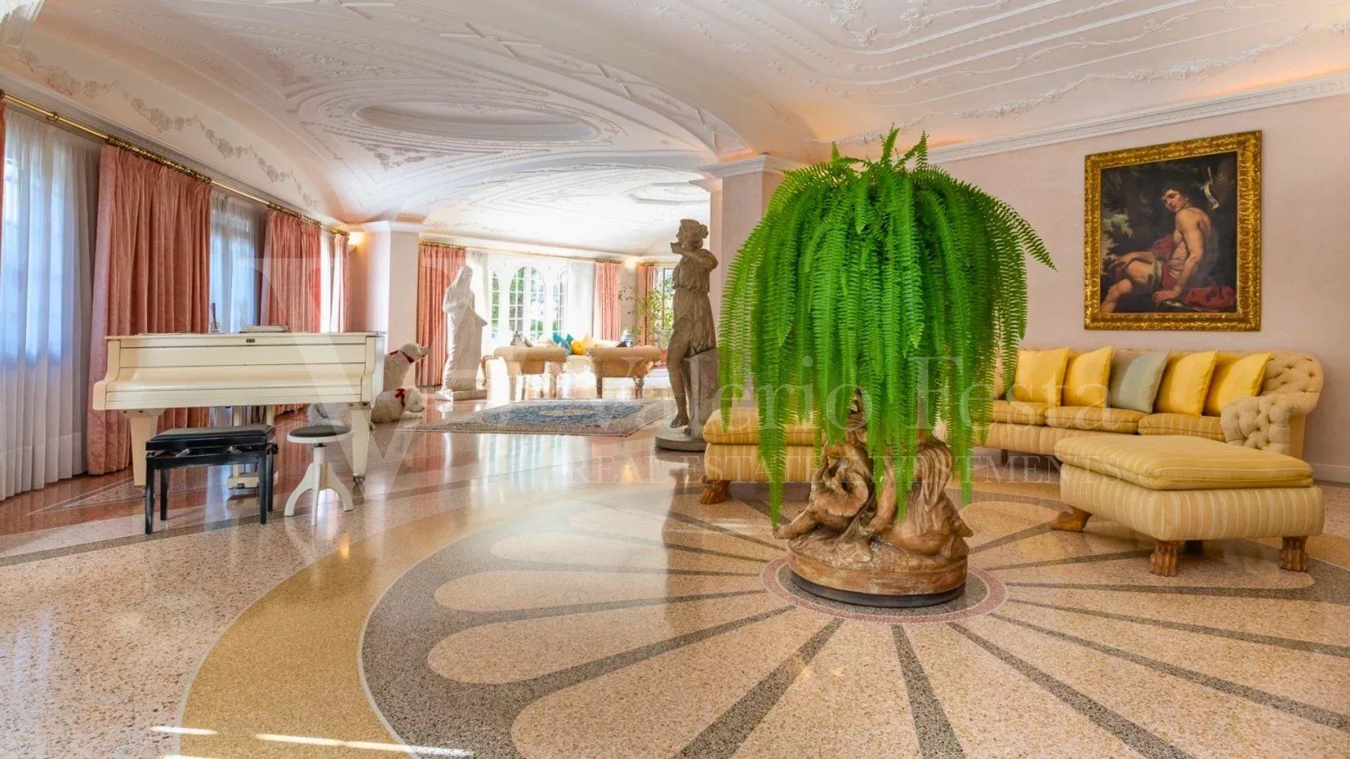 Vente Villa 856.7&nbsp;m² Gorbio