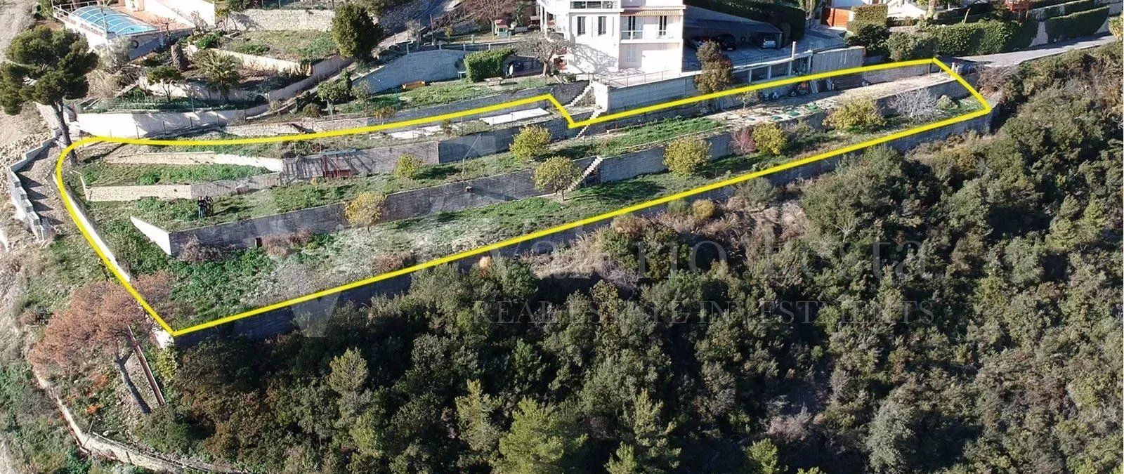 Sale Buildable land 1044&nbsp;m² Èze