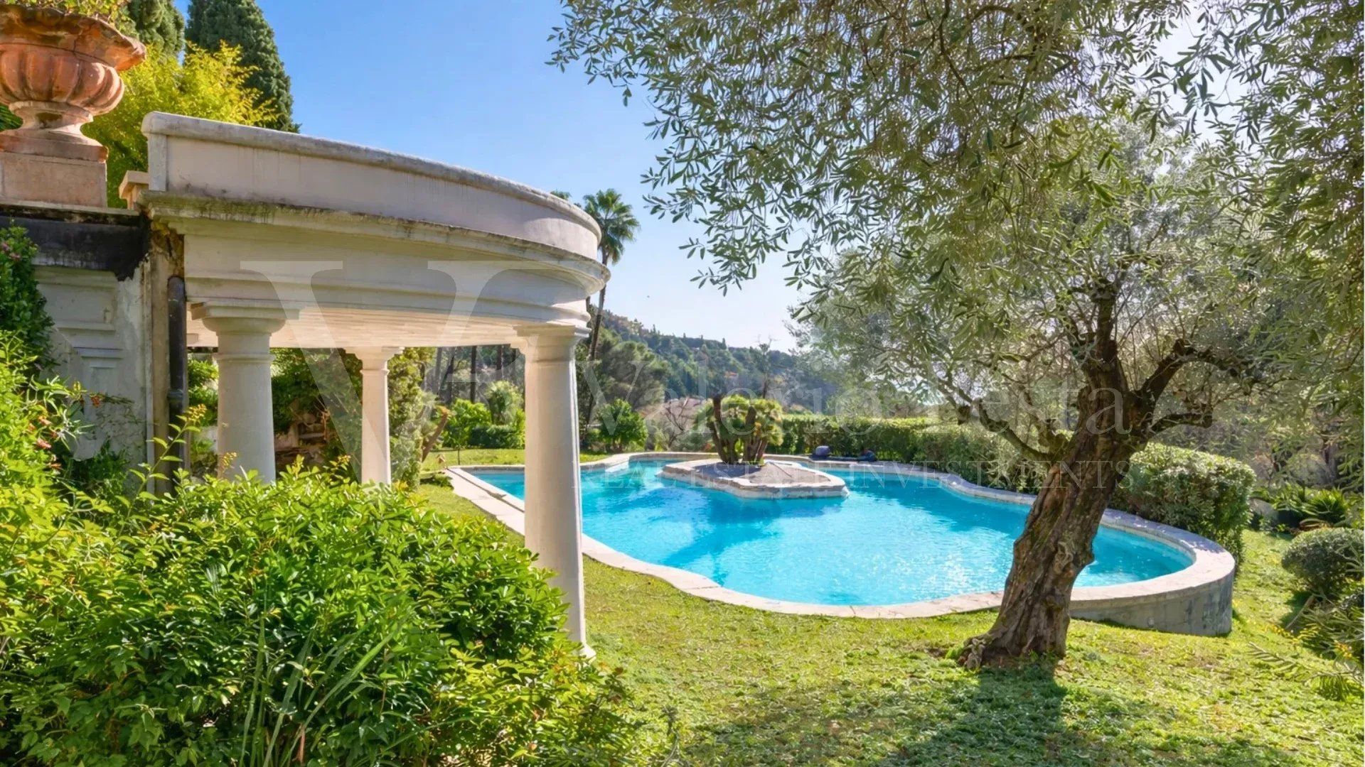 Vente Villa 856.7&nbsp;m² Gorbio