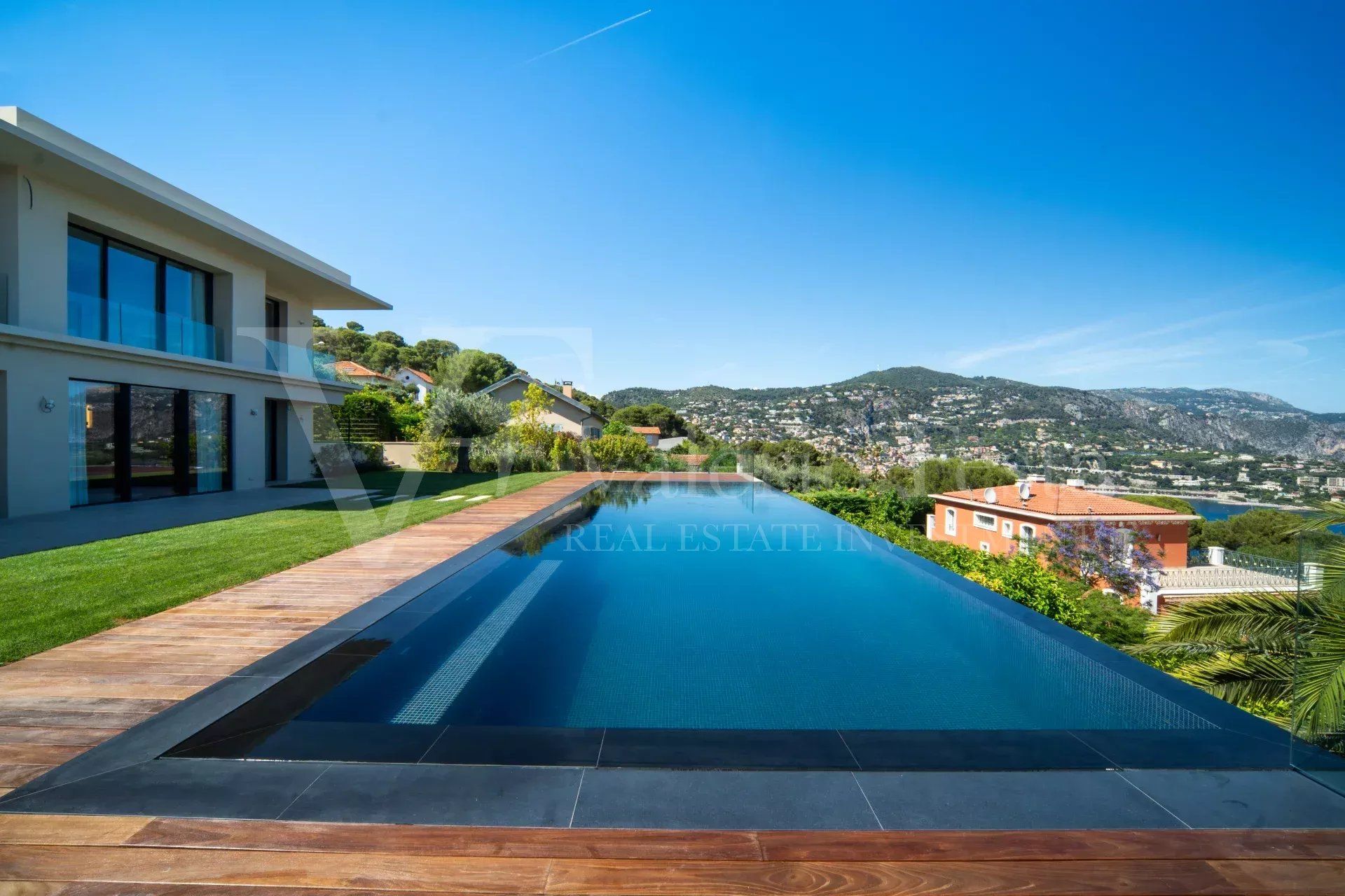 Sale Villa 6&nbsp;rooms 360.05&nbsp;m² Nice
