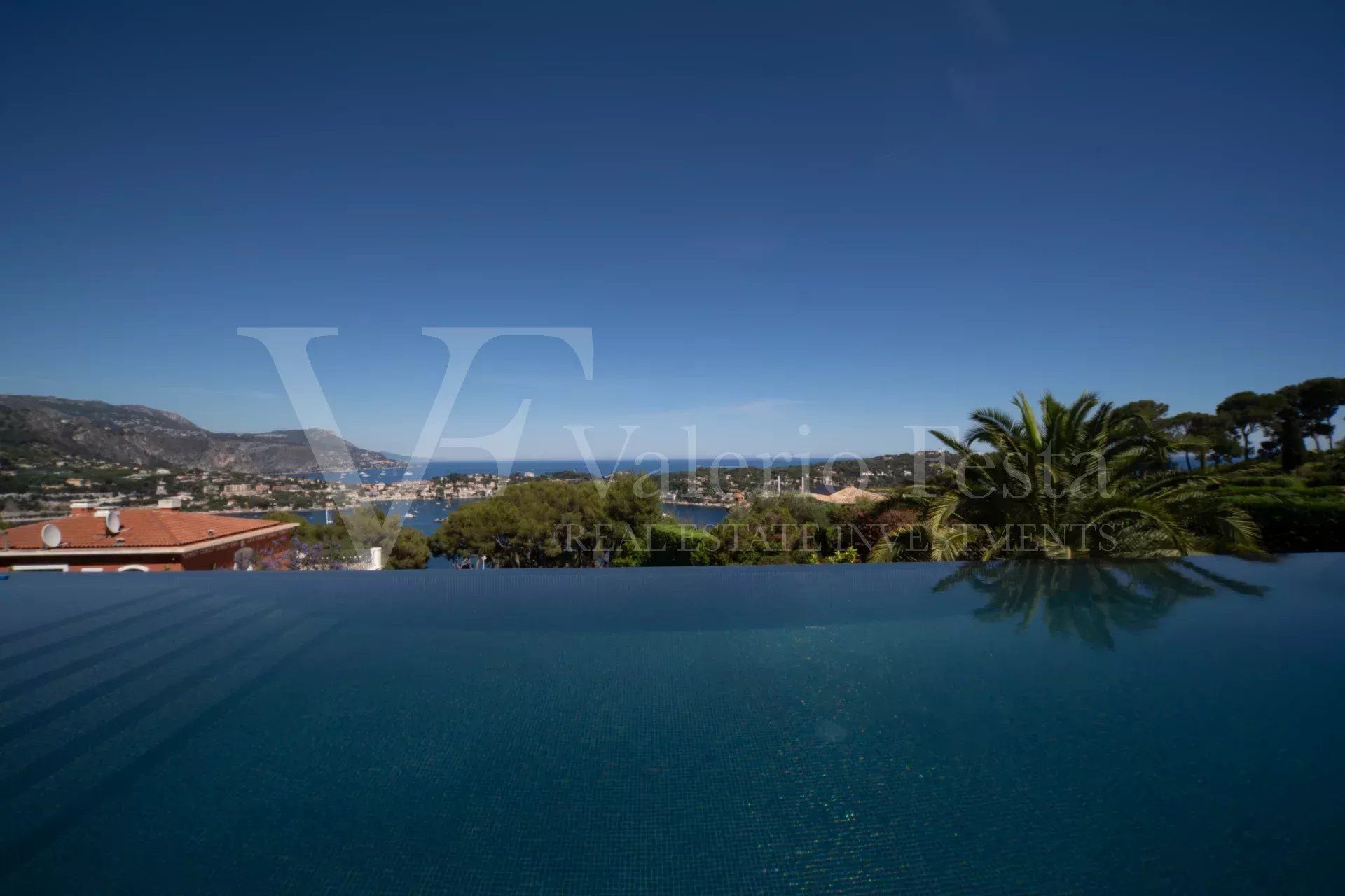 Sale Villa 6&nbsp;rooms 360.05&nbsp;m² Nice