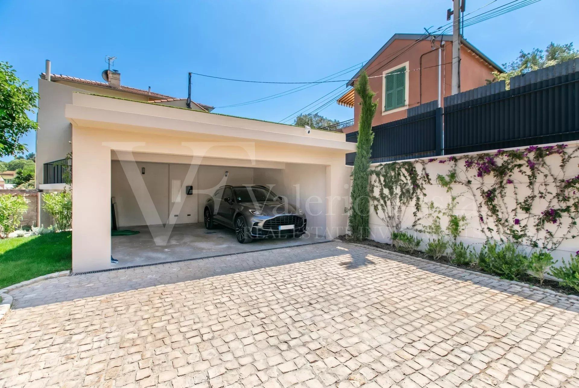 Sale Villa 6&nbsp;rooms 360.05&nbsp;m² Nice
