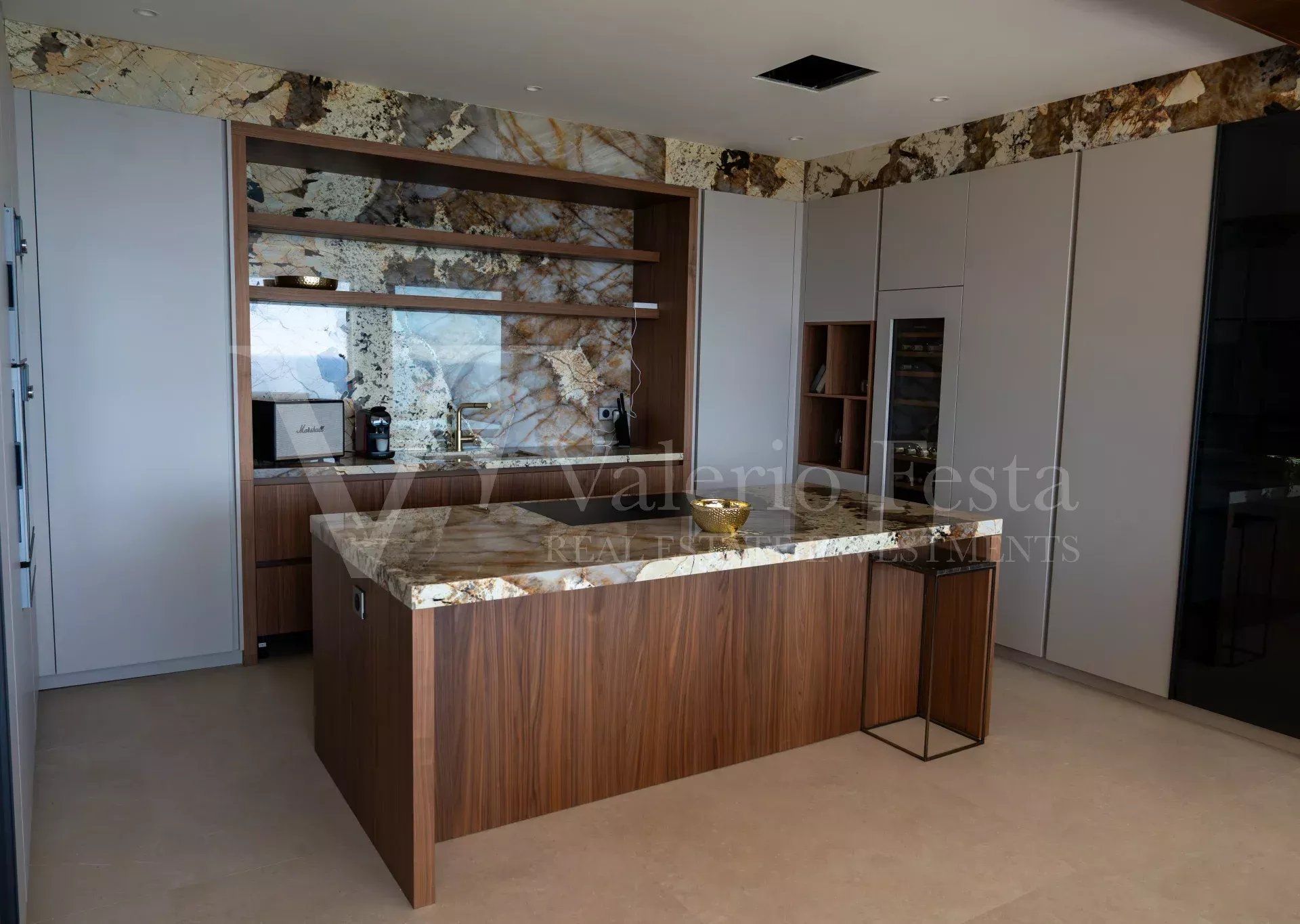 Sale Villa 6&nbsp;rooms 255.81&nbsp;m² Beausoleil