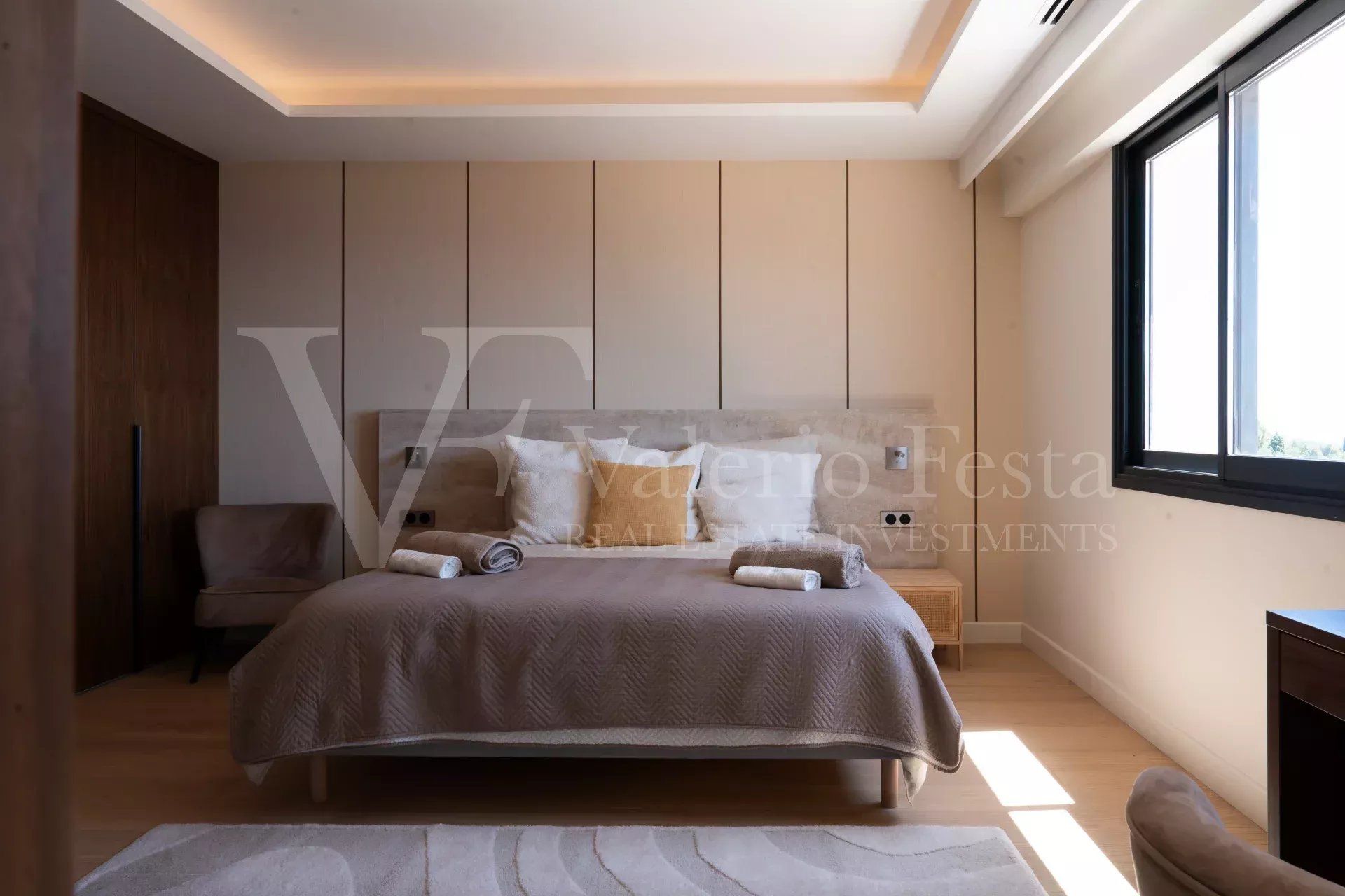 Sale Villa 6&nbsp;rooms 255.81&nbsp;m² Beausoleil