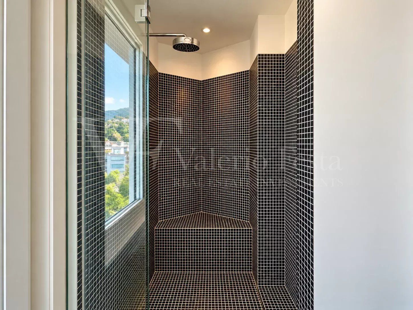Vente Appartement 5&nbsp;pièces 161&nbsp;m² Sanremo