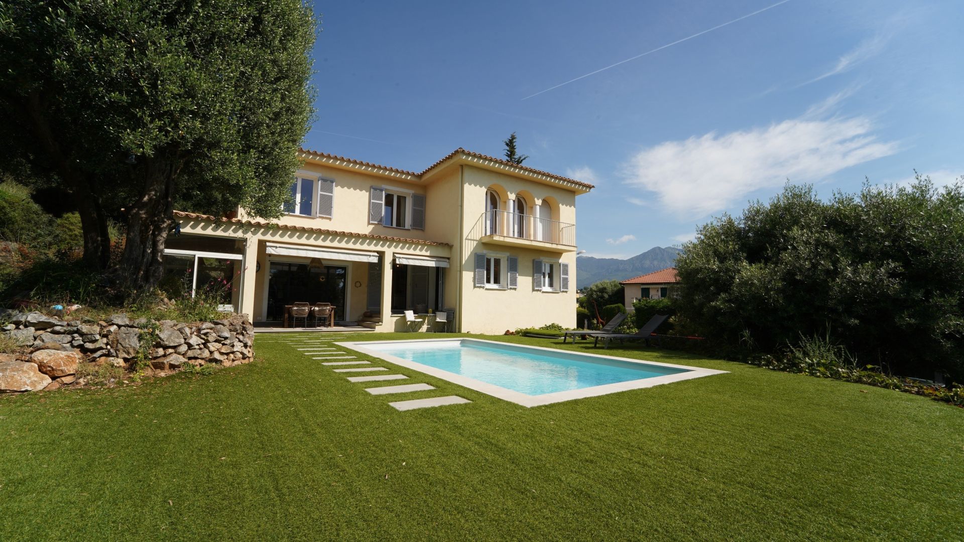 Vente Villa 5 pièces 160 m² Roquebrune-Cap-Martin