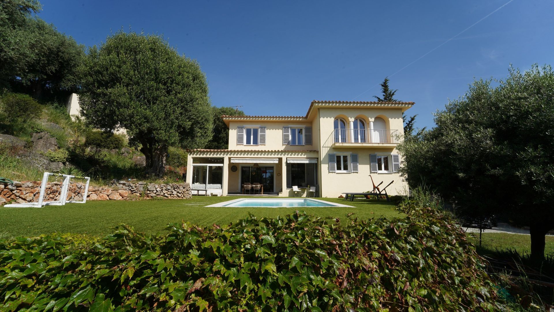 Vente Villa 5 pièces 160 m² Roquebrune-Cap-Martin