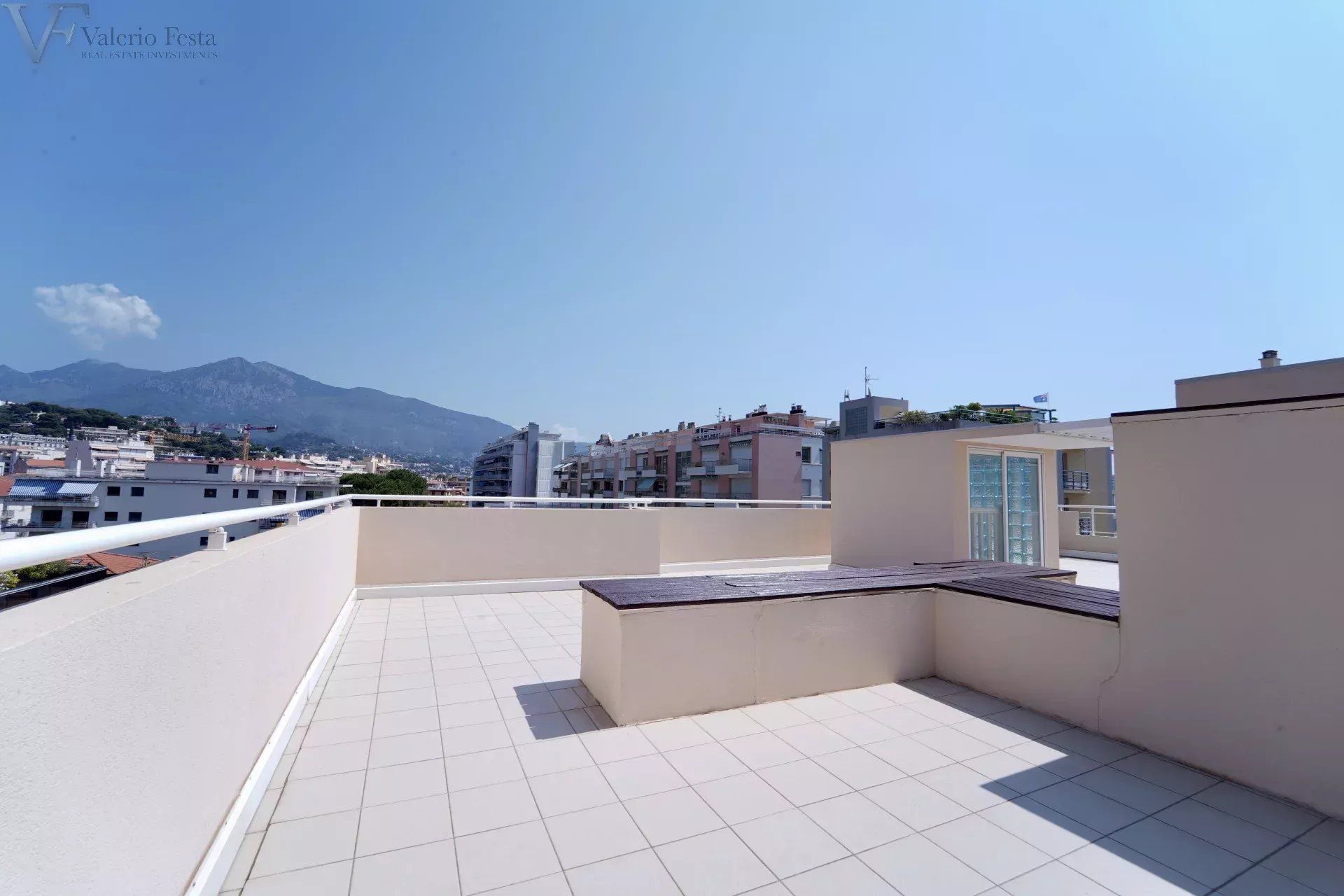 Vendita Penthouse 4 vani 75 m² Roquebrune-Cap-Martin
