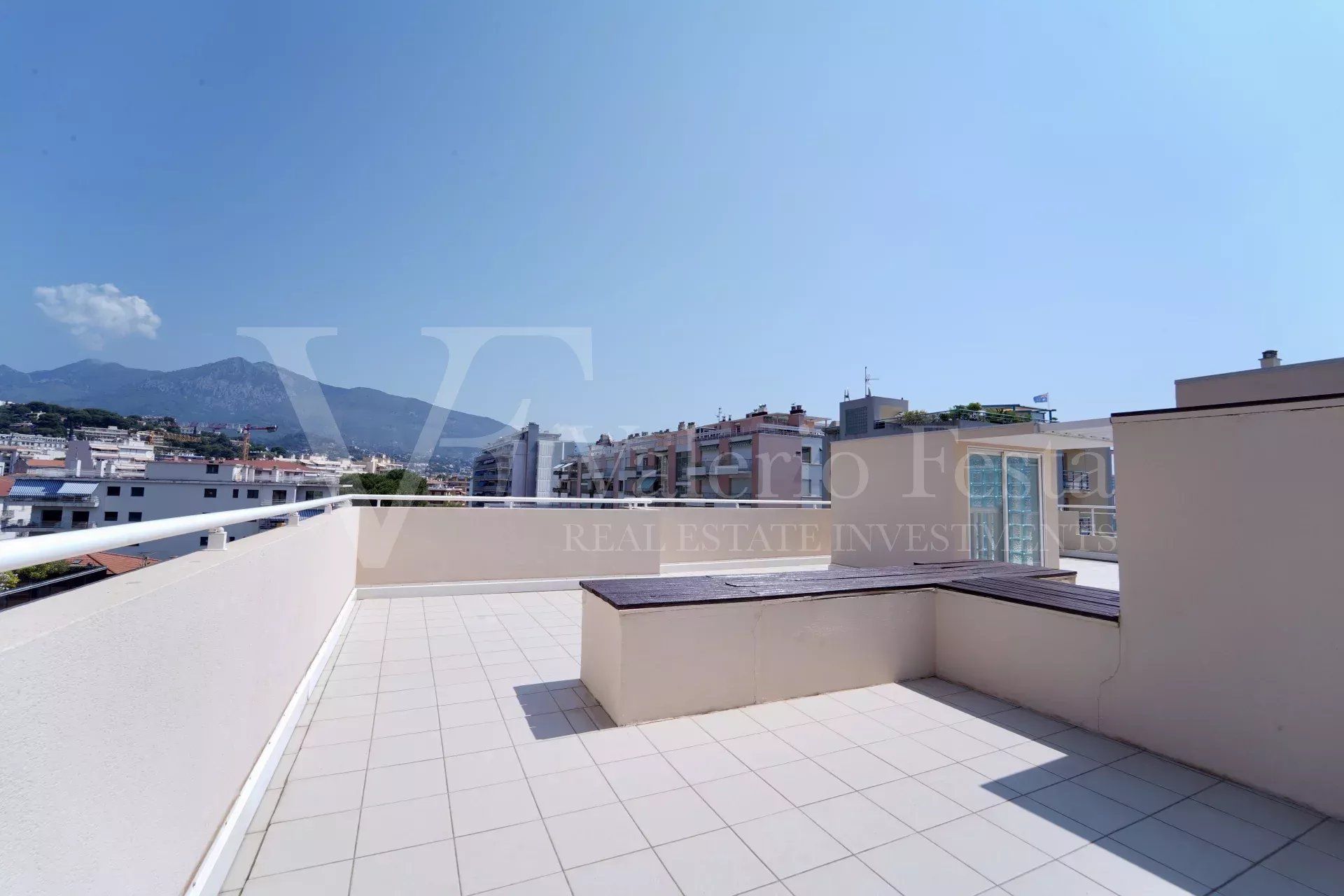 Vente Penthouse 4&nbsp;pièces 75&nbsp;m² Roquebrune-Cap-Martin