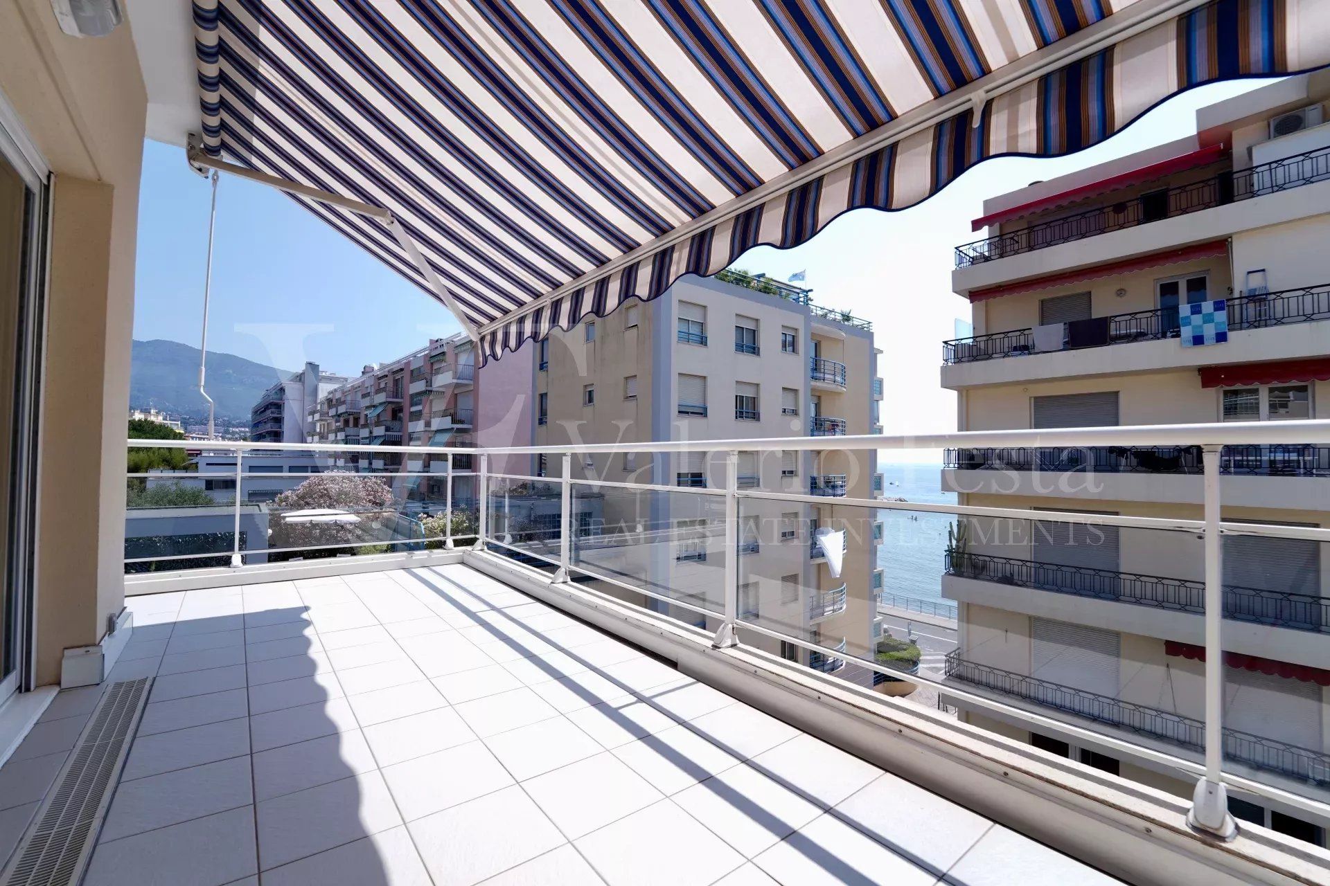 Vente Penthouse 4&nbsp;pièces 75&nbsp;m² Roquebrune-Cap-Martin