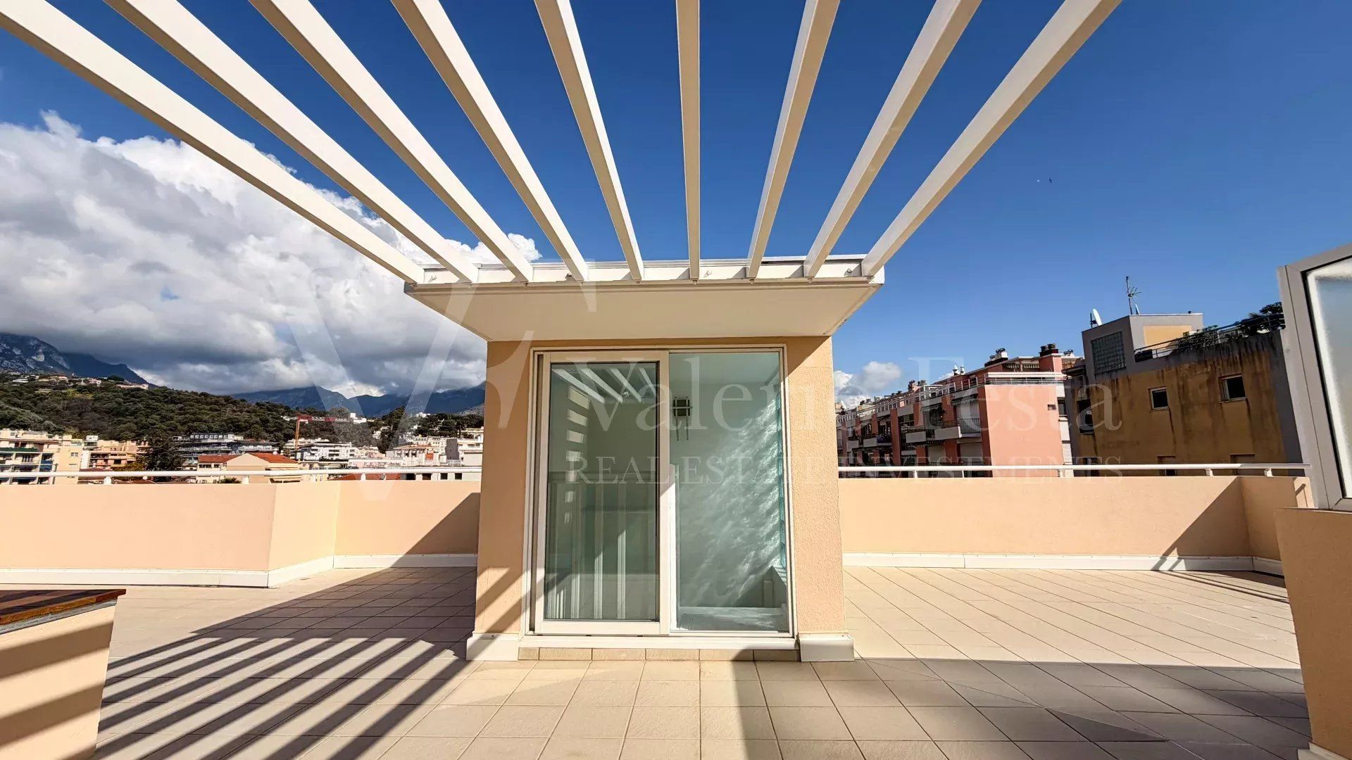 Vendita Penthouse 4&nbsp;vani 75&nbsp;m² Roquebrune-Cap-Martin