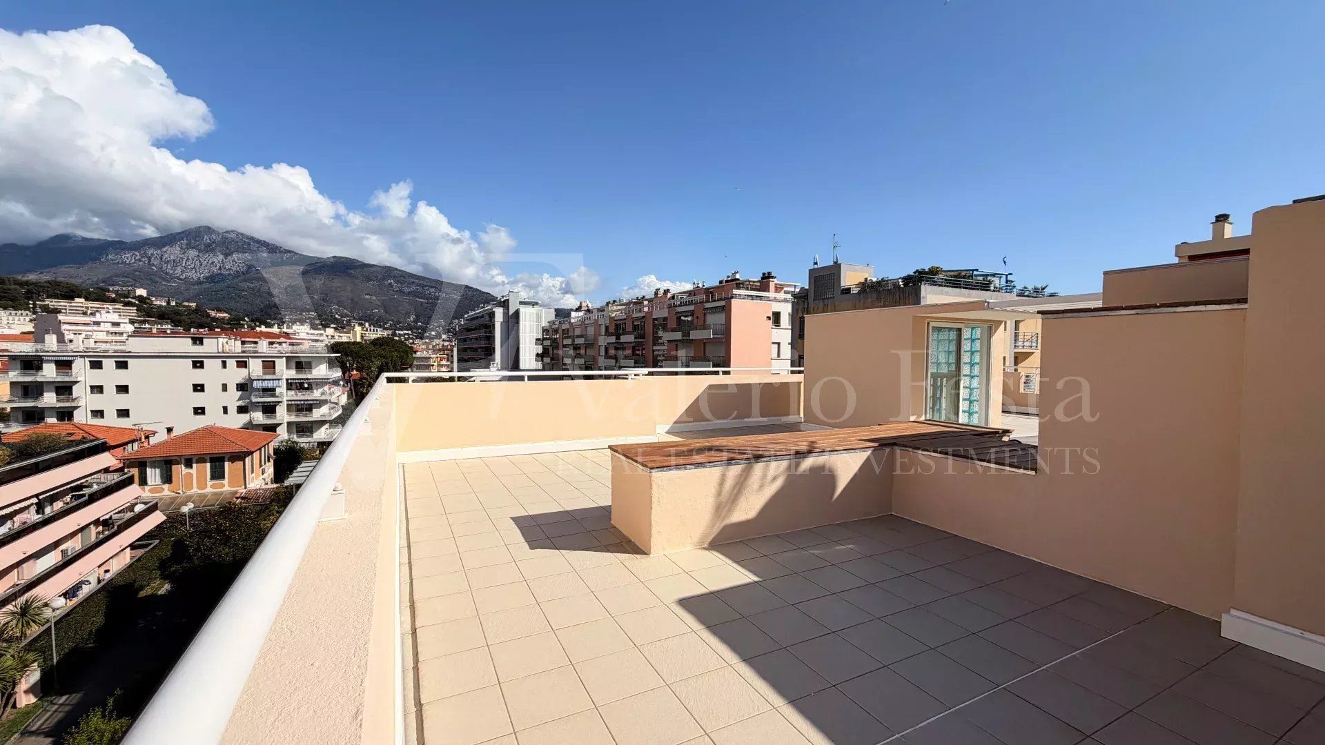 Vendita Penthouse 4&nbsp;vani 75&nbsp;m² Roquebrune-Cap-Martin