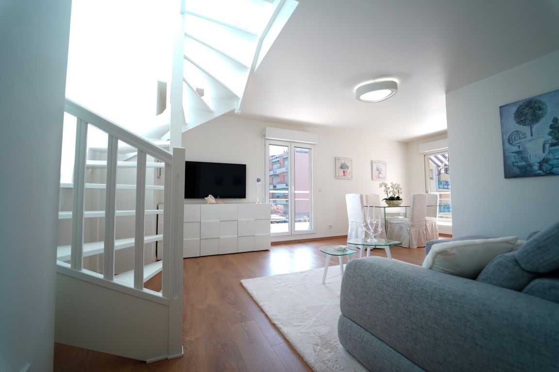 Vente Penthouse 4 pièces 75 m² Roquebrune-Cap-Martin