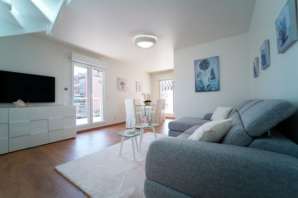 Vente Penthouse 4 pièces 75 m² Roquebrune-Cap-Martin